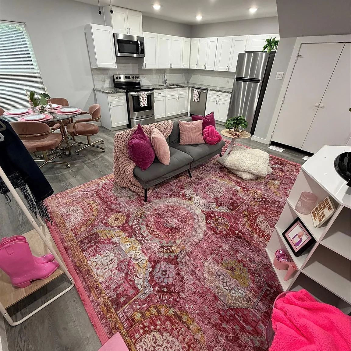 3 bed, 2.0 bath, 1150 sqft, $1,600 — Photo 3