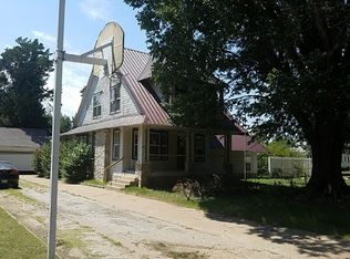 919 N 8th St, Perry, OK 73077