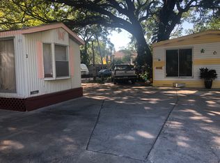 1045 Hickory Ln, Holiday, FL 34691