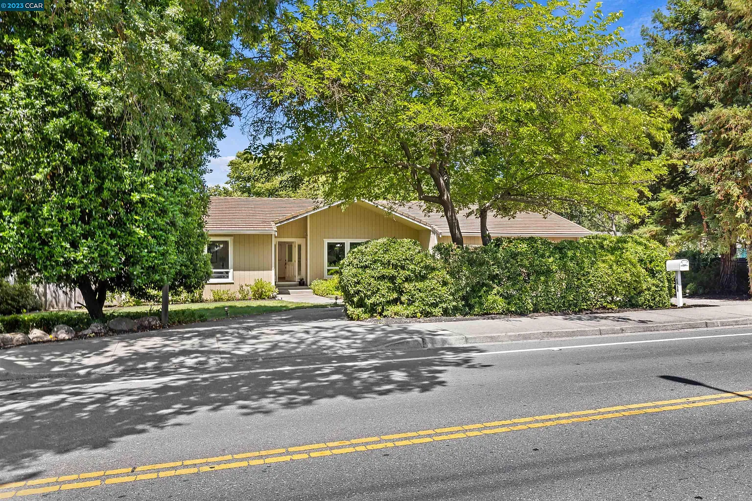 1739 Green Valley Rd photo 1