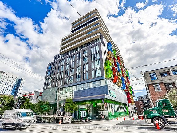 2nd image of 297 College St #720