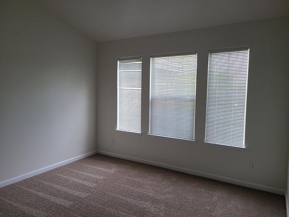 2nd image of 110 Beacon Way Unit 5H