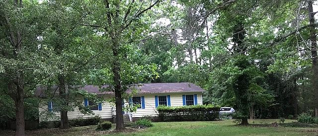 1st image of 1000 Lindy Cir