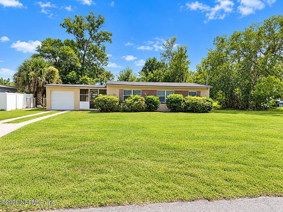 1st image of 7909 CAXTON Circle W