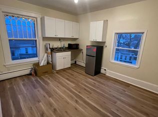 1054 W 9th St #4, Lorain, OH 44052