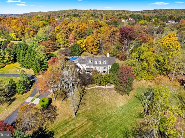 1059 Creamery Rd, Newtown, PA 18940