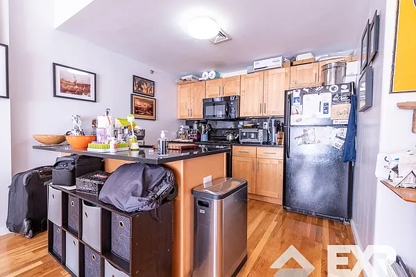 Rented by EXR | media 2