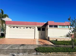 26 Ab Calle Oval, Humacao, PR 00791