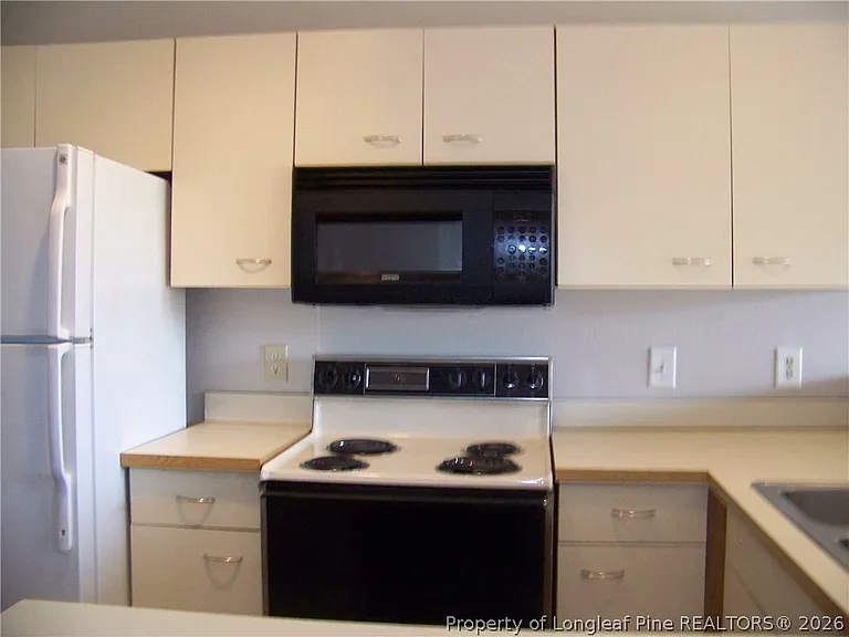 6732 Willowbrook Dr #8 — Photo 9