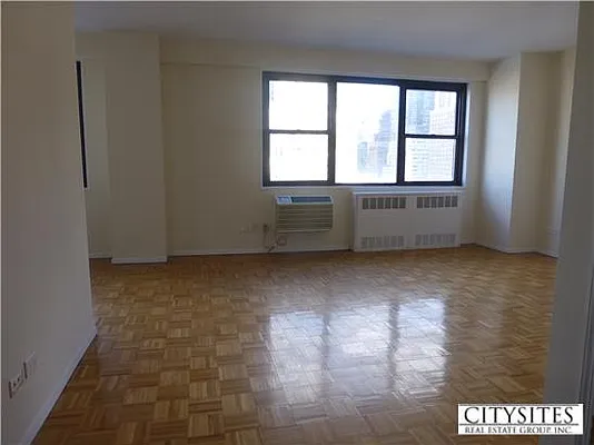 Rented by CitySites Real Estate Group | media 9