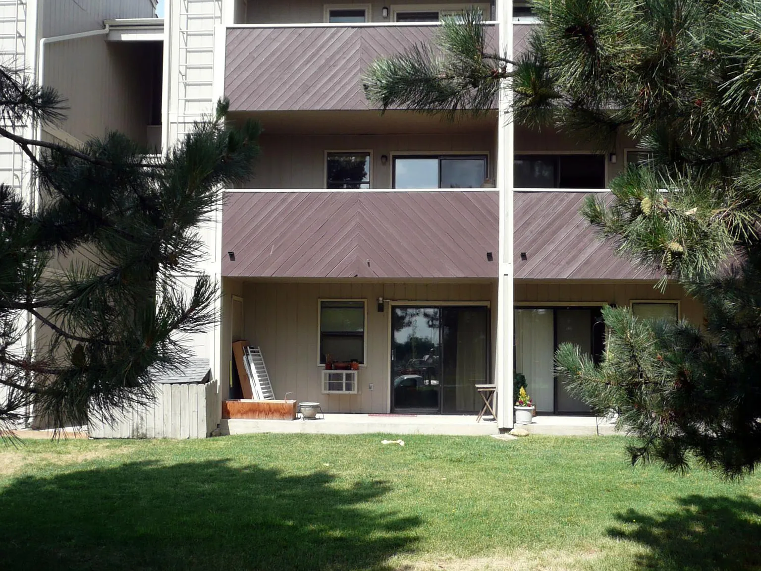 1 bed, 618 sqft, $1,295 — Photo 2