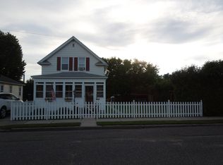 612 Norway St, Iron Mountain, MI 49801