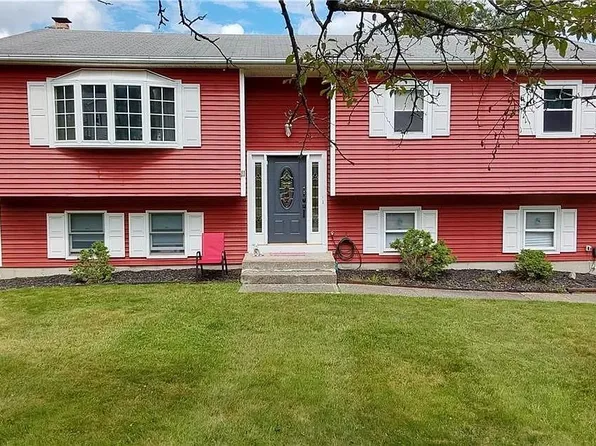 11 Regina Drive, Highland Mills, NY 10930