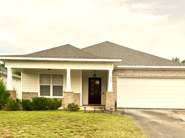 25 Clear Springs Ct, Hattiesburg, MS 39402