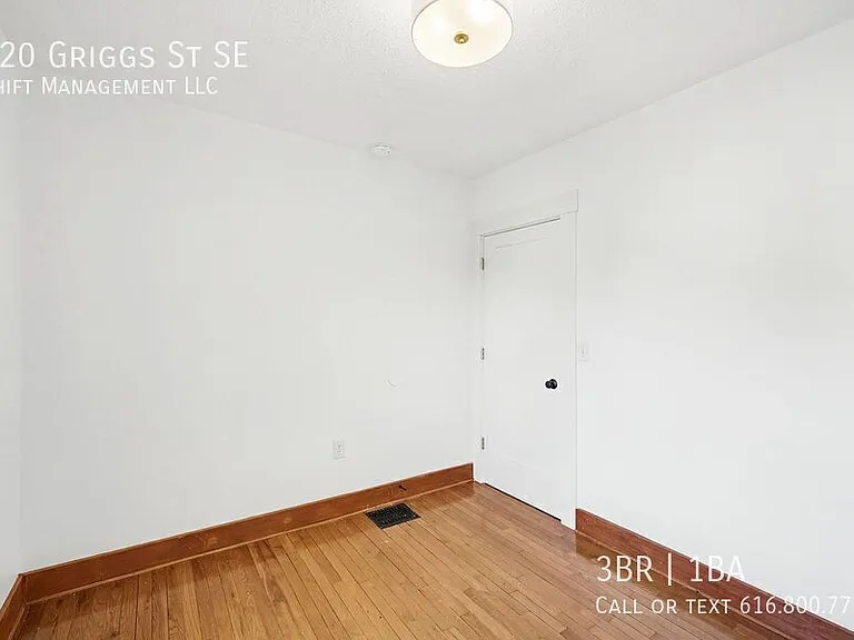 420 Griggs St SE — Photo 14