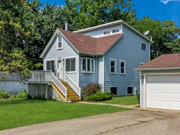 25120 W Crawford Ave, Antioch, IL 60002