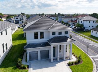 15469 SW 20th Ln, Miami, FL 33185