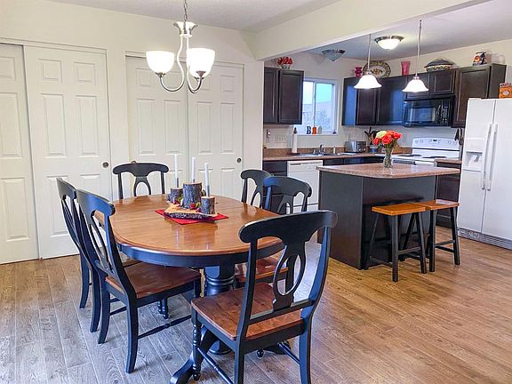 3rd image of 25650 Hearthstone Dr #47