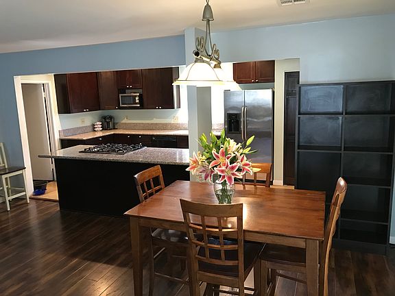 4th image of 10057 Burnet Ave
