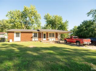 910 Carney St, Dexter, MO 63841