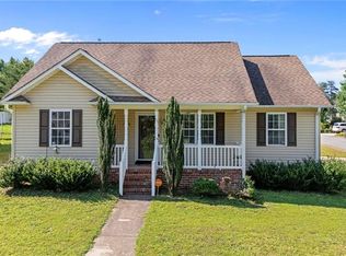 3202 Ridgeback Dr, Winston Salem, NC 27107