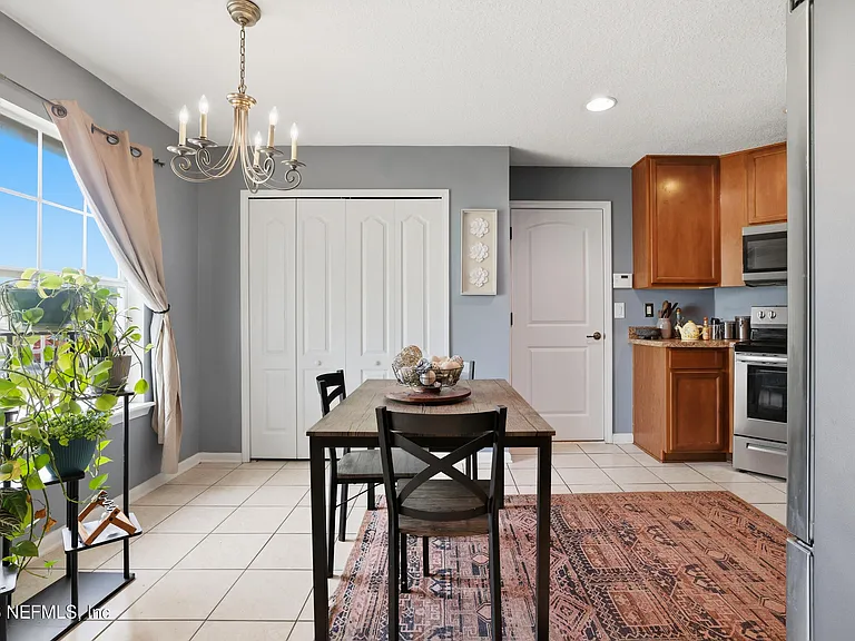 45084 Ingleham Cir — Photo 10