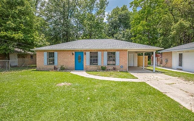 1st image of 106 Pinoak St