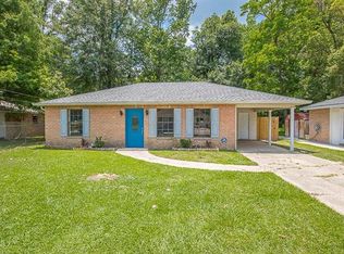 106 Pinoak St, Denham Springs, LA 70726