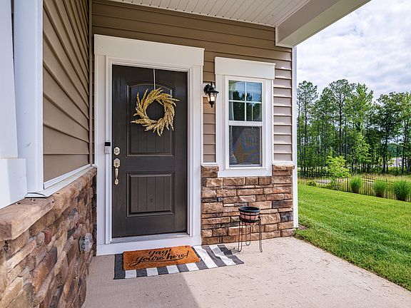 5th image of 18352 Palisades Ct