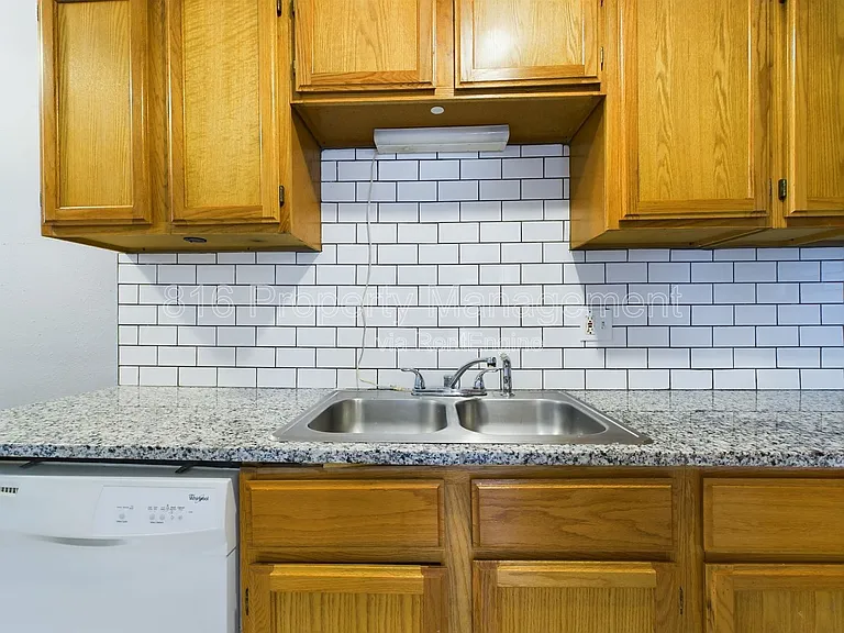 2938 Flora Ave #1S — Photo 11