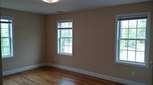 2nd image of 2 Ledgerock Way #2