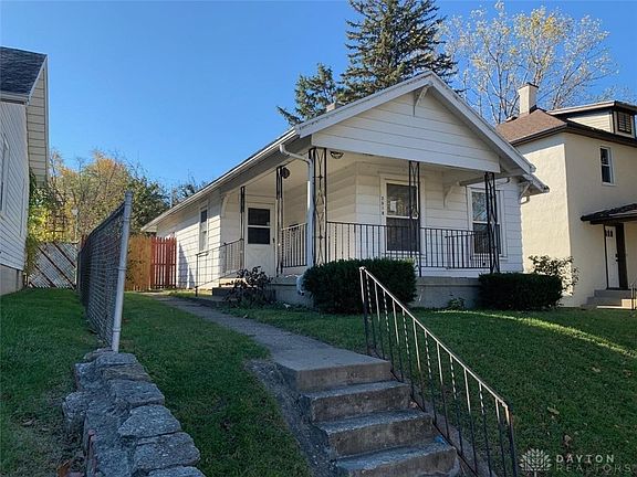2nd image of 2518 Saint Charles Ave