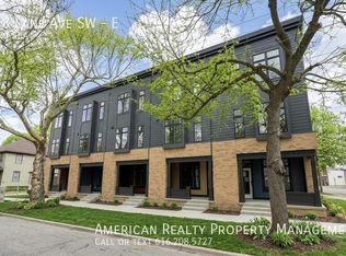 248 Lane Ave SW #E, Grand Rapids, MI 49504
