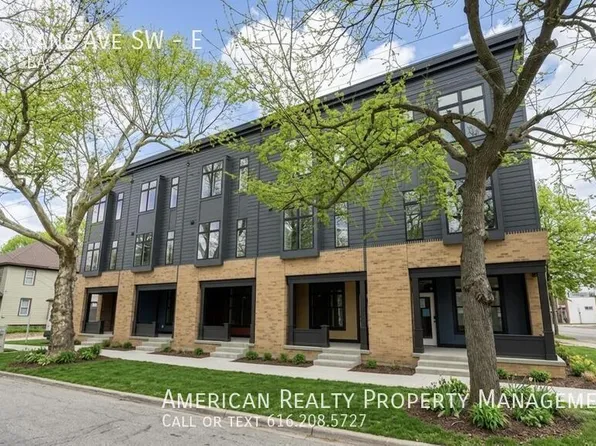 248 Lane Ave SW, Grand Rapids, MI
