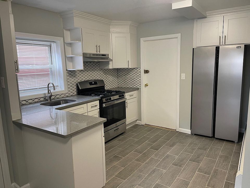 1st image of 2834 Kingsland Ave