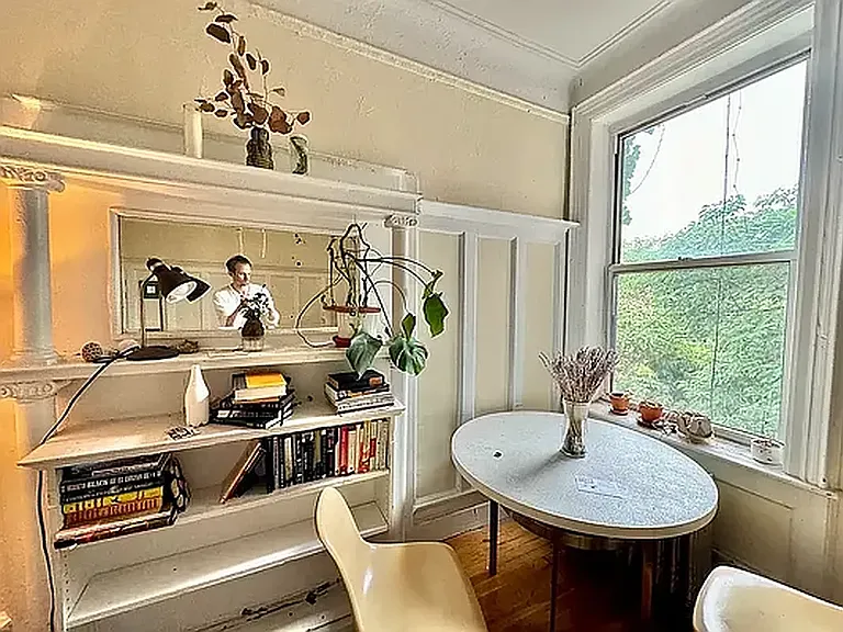 666 Park Pl #2R — Photo 40