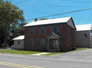 40 W Main St, Fayetteville, PA 17222