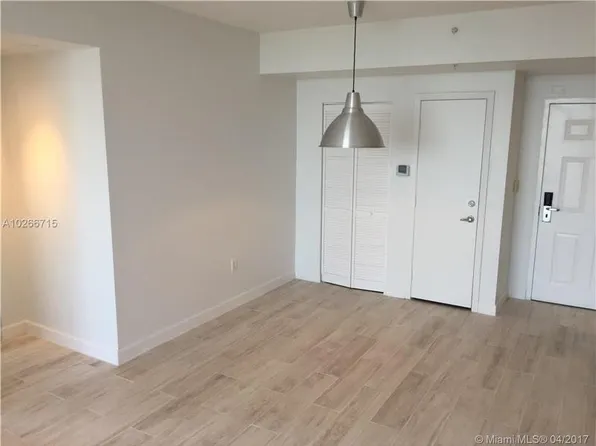 185 SE 14th Ter APT 2808, Miami, FL 33131