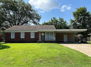 1341 Carol Dr, Memphis, TN 38116