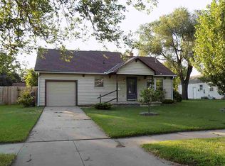 2638 E Sennett St, Wichita, KS 67211