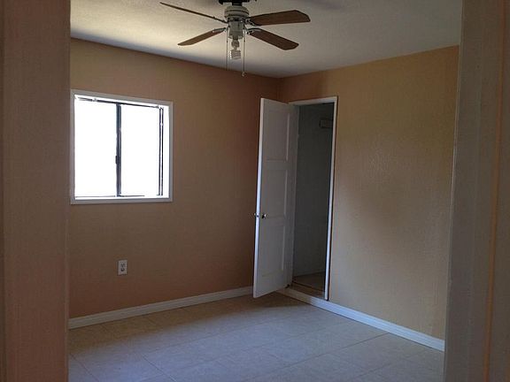 3rd image of 11884 Indian St
