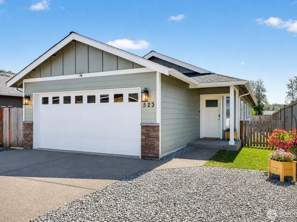 523 E Van Dam Place, Buckley, WA 98321