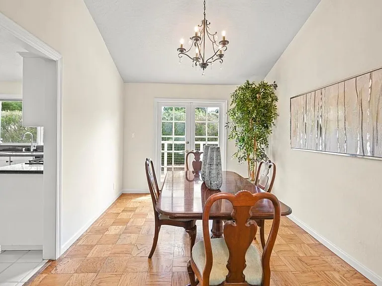 3623 Mahogany Ct — Photo 13