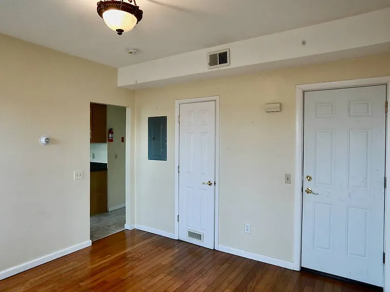 116 Ogden St #3-120 — Photo 8