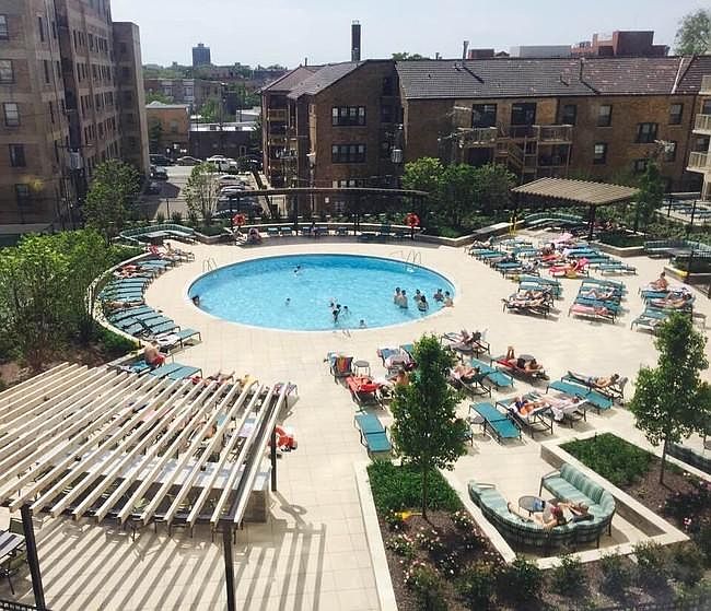 1st image of 3930 N Pine Grove Ave APT 1502
