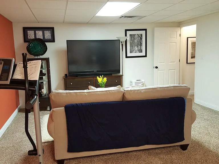 860 Driftwood Ave — Photo 10