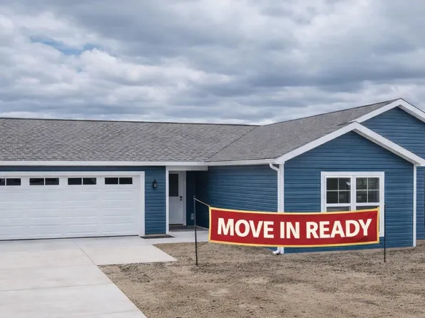 4877 Meadowlark Ln #40, Traverse City, MI 49685