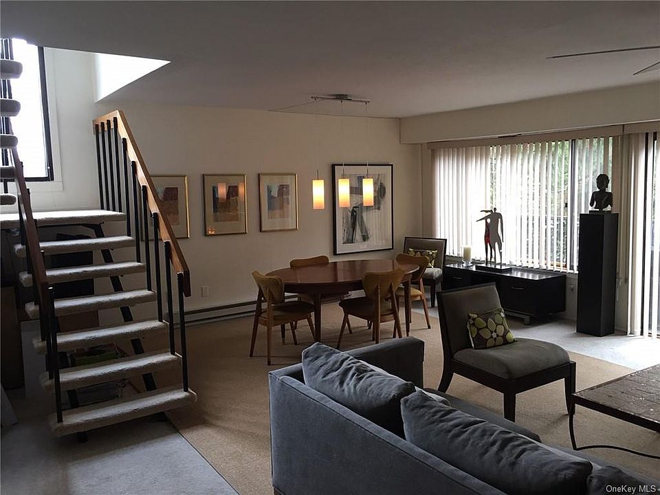 1st image of 437 Martling Ave #437