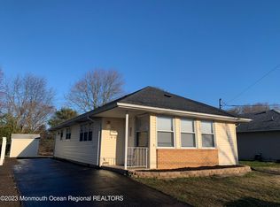 33 Palisades Dr, Toms River, NJ