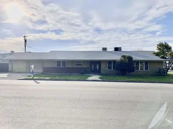 1975 16th Ave, Kingsburg, CA 93631